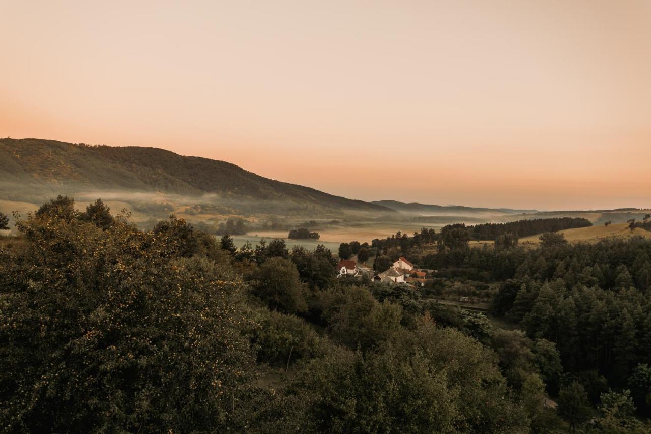 Apartmán Vackorkert Sirok Exteriér fotografie